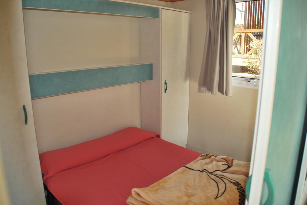 Montsant Park Camping & Bungalow Ulldemolins Room photo