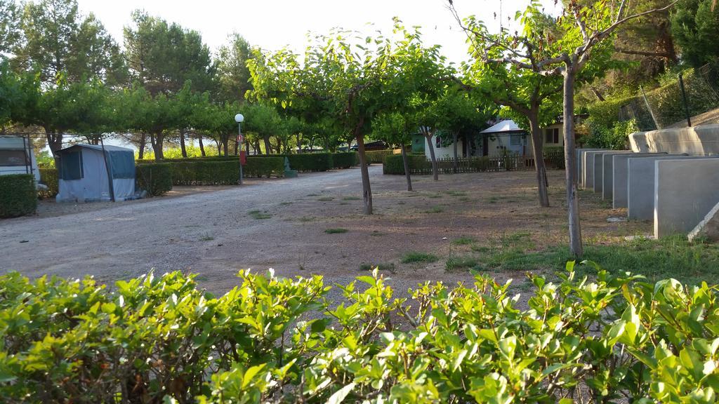 Montsant Park Camping & Bungalow Ulldemolins Exterior photo